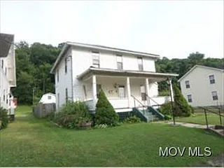 514 Morgan Ave photo 1