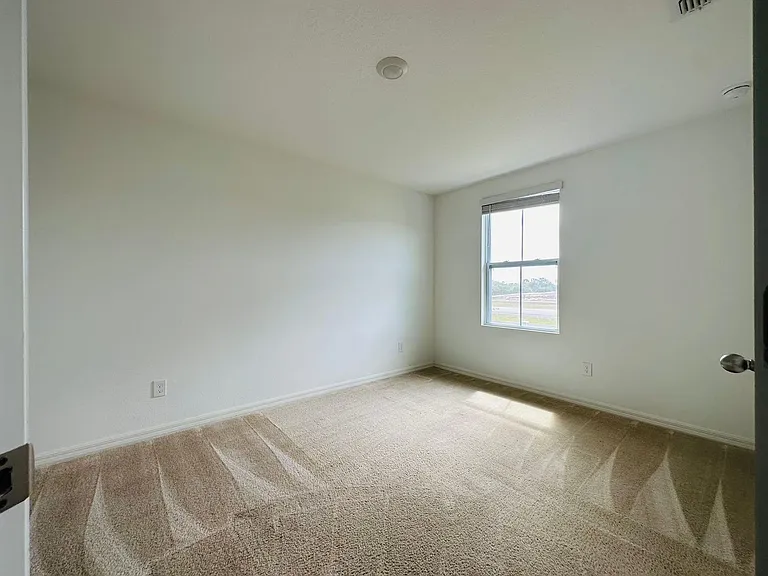 729 Benoi Dr — Photo 18