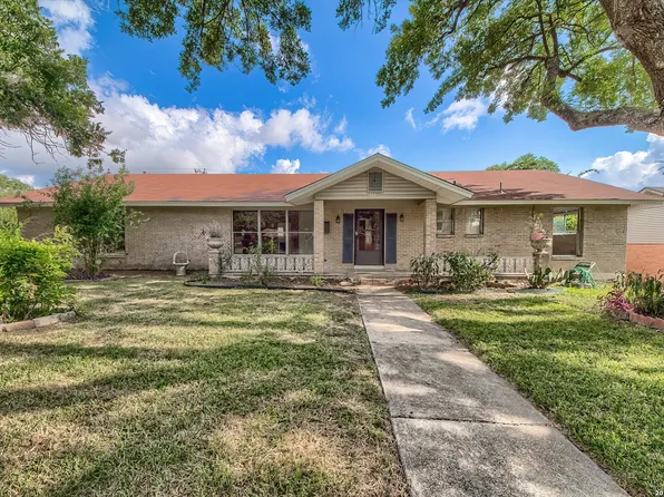 111 SHADYWOOD LN, San Antonio, TX 78216