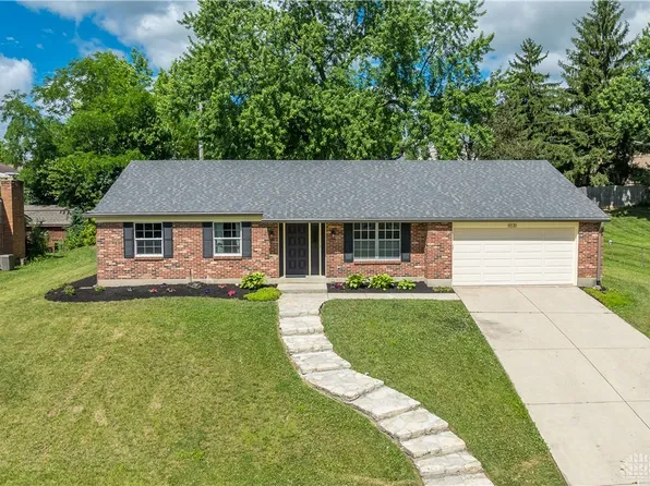 1031 Crestwood Hills Dr, Vandalia, OH 45377
