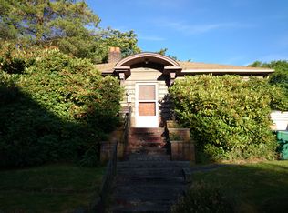 5011 Woodlawn Ave N, Seattle, WA 98103