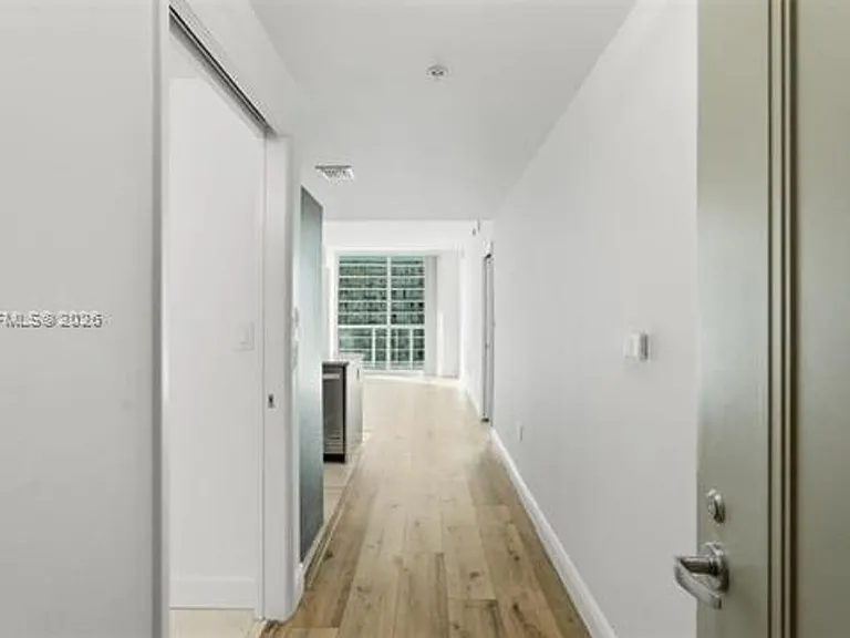1900 N Bayshore Dr #CU-4109 — Photo 3