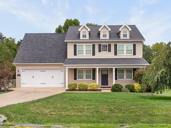 4411 Magnolia Ridge Dr, Rockingham, VA 22801