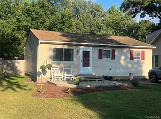 4335 Crestdale Ave, West Bloomfield, MI