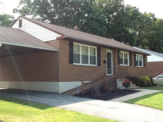 deLIGHTFUL Ranch w/ Carport