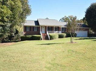 104 S Wyrick St, Gibsonville, NC 27249