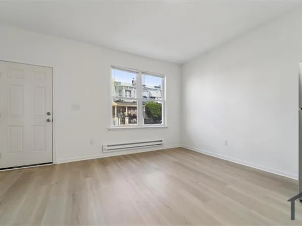 3912 N 8th St, Philadelphia, PA 19140