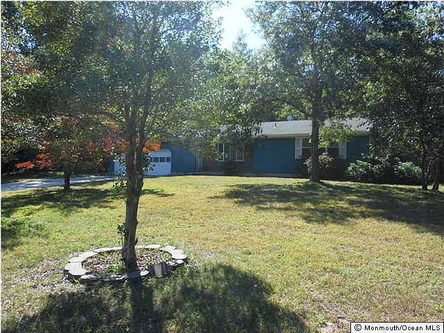 2nd image of 4 Laurelwyck Road