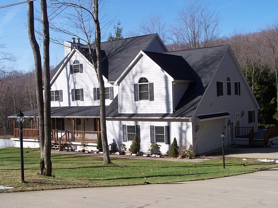 1st image of 2463 Oakwood Ter