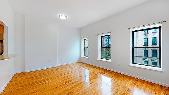 1st image of 31 W 127th St #3