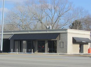 402 N Locust Ave, Lawrenceburg, TN 38464