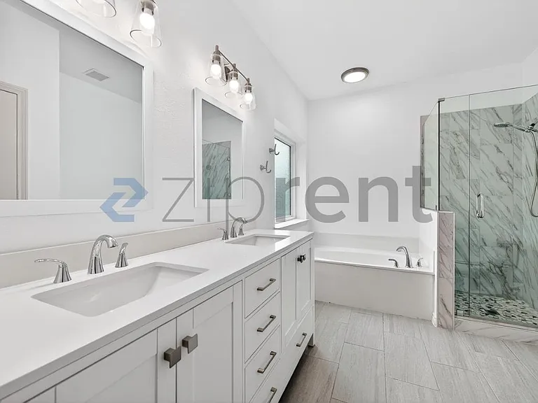 7011 Cottonwood Cir — Photo 19