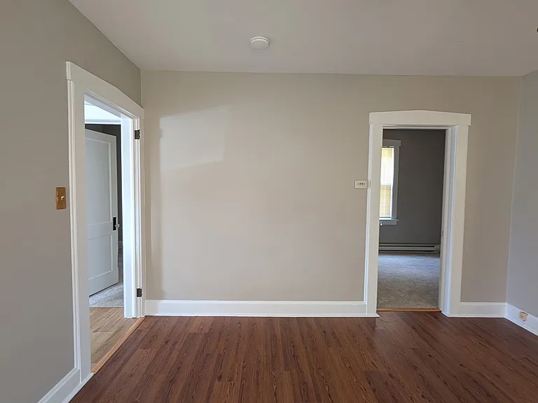 140 Westervelt Ave #1 — Photo 8