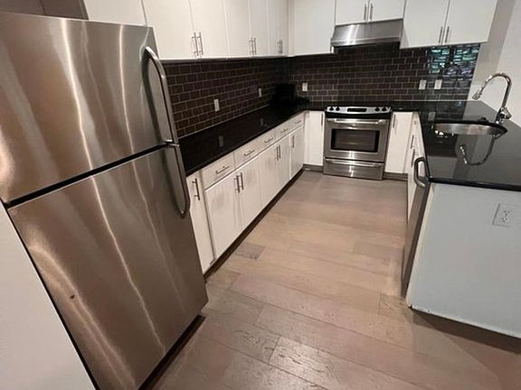 2nd image of 313 N 24th St Unit E