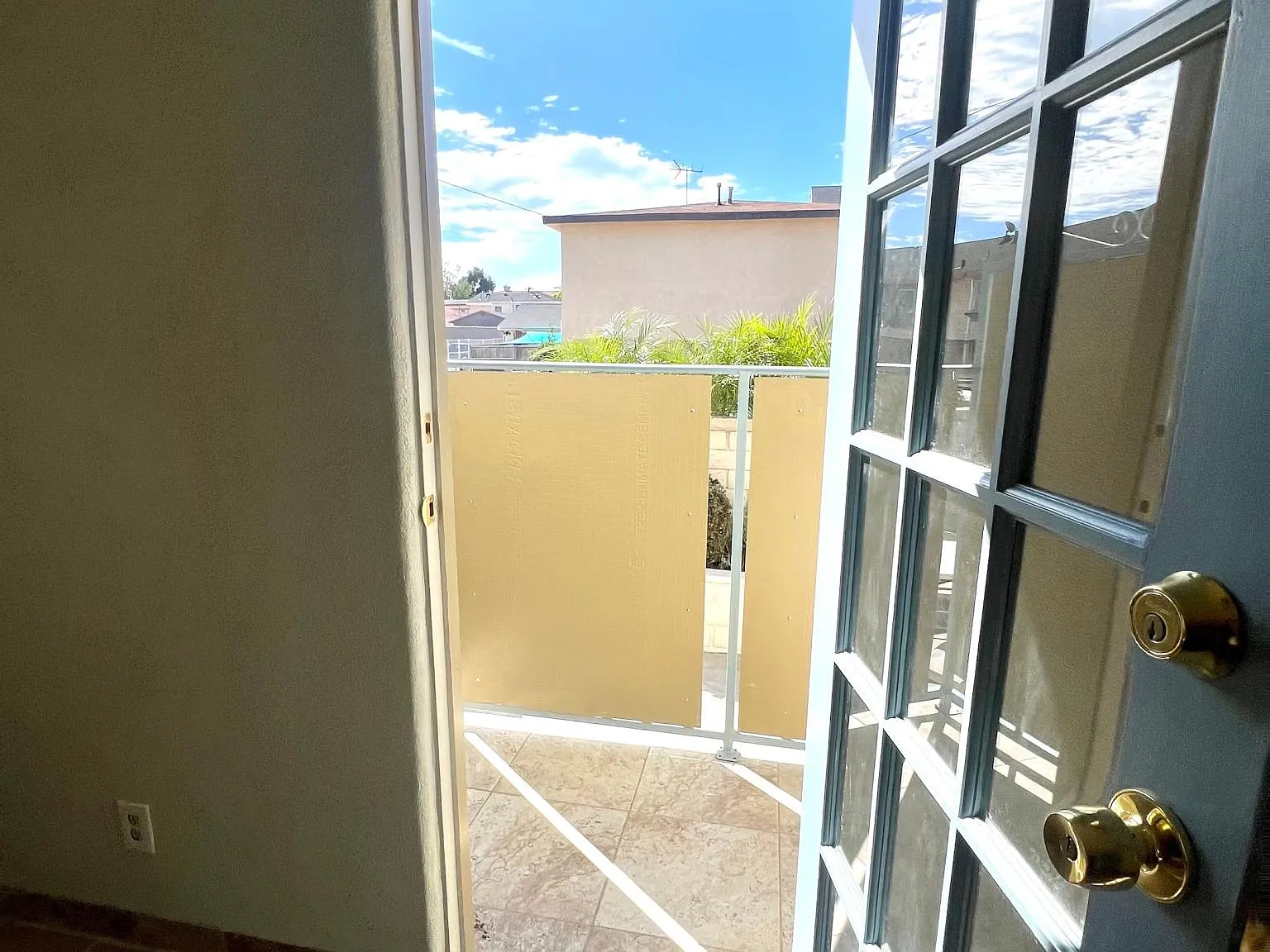 Studio, 600 sqft, $1,450 — Photo 3