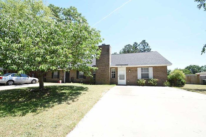1st image of 1809 Summerhaven Dr #B