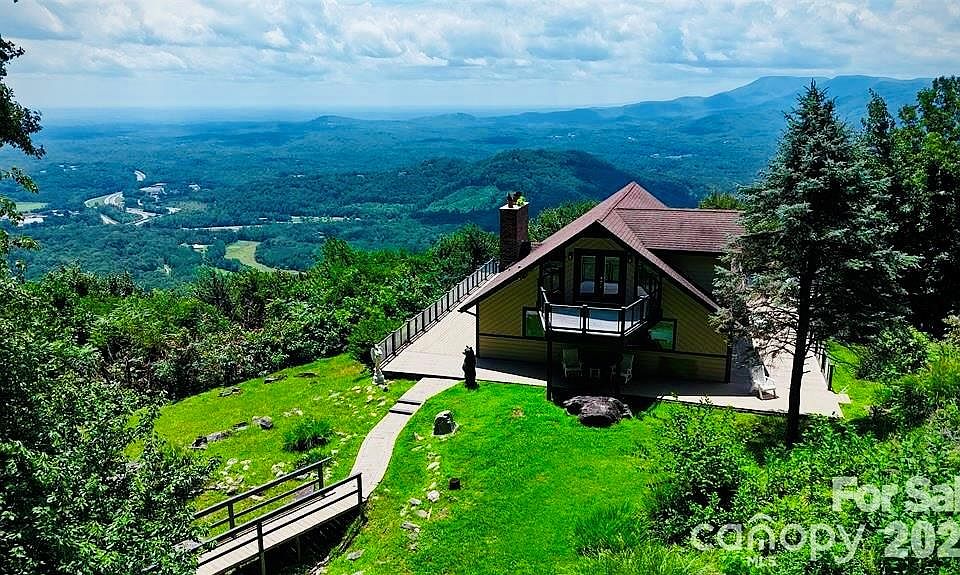 1st image of 370 Mountain Side Dr
