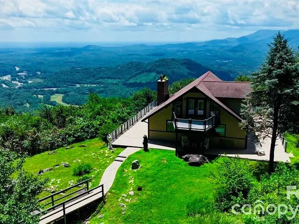 370 Mountain Side Dr, Columbus, NC 28722