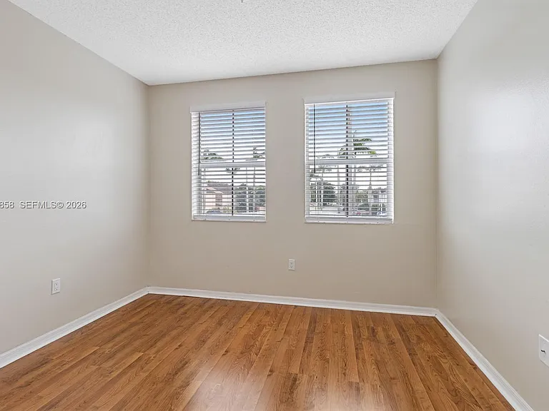 9187 Fontainebleau Blvd #405-5 — Photo 9