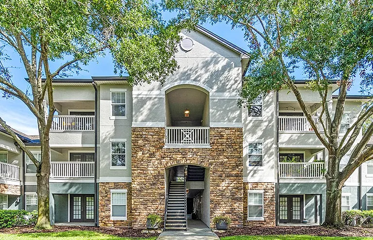 Stonecastle Apartment Homes — Photo 42
