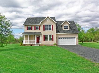 37 Pheasant Ln, Valatie, NY 12184
