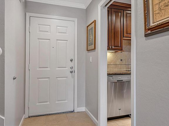4th image of 853 Cherry Creek Cir