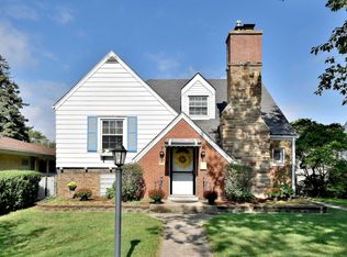 9140 Grant Ave, Brookfield, IL