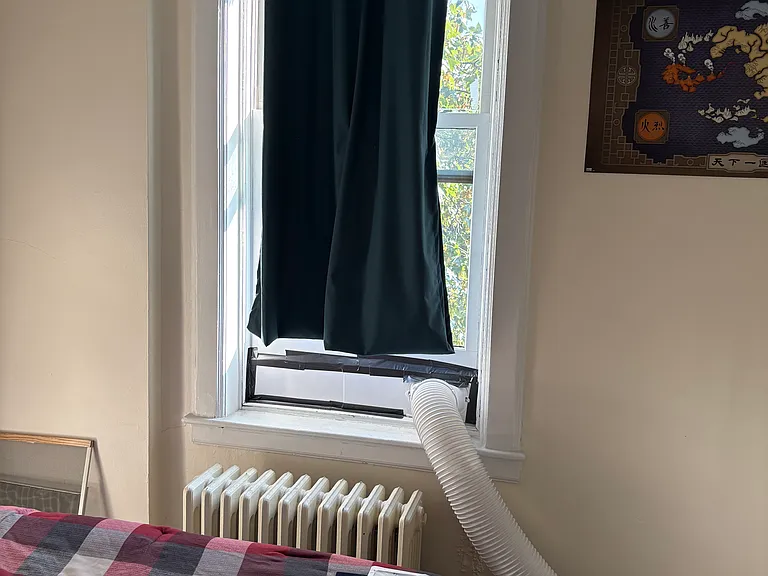 136 Lancaster St — Photo 27