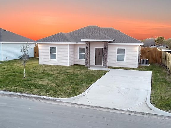 2nd image of 2704 Rosa Dr