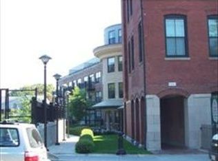 110-112 Cypress St #206, Brookline, MA 02445