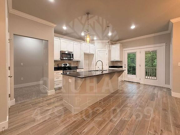 2nd image of 8 Ruthwell Dr