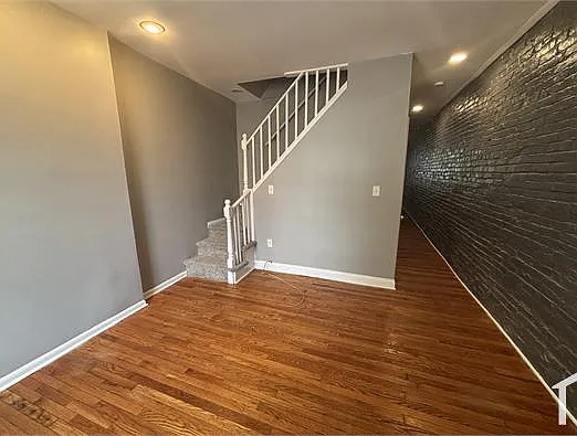 1205 W Ostend St — Photo 6