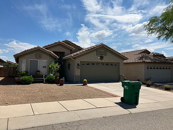 3rd image of 2647 W Mountain Heights Ct