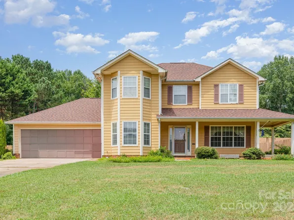 9819 Edwards Pl, Mint Hill, NC 28227