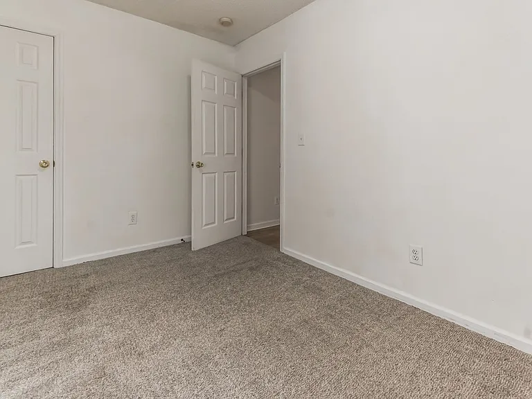 106 Waterfall Dr — Photo 24