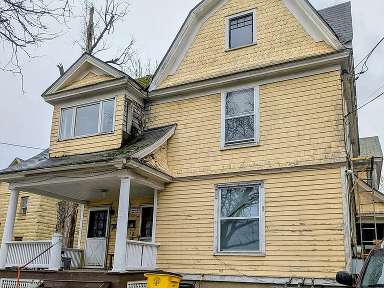 151-153-153 Boardman St #A — Photo 1