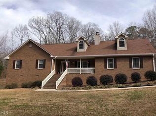 1104 Dial Mill Rd, Oxford, GA 30054