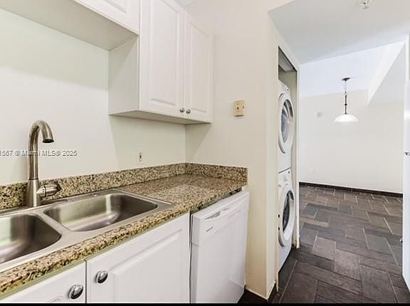 5th image of 7800 Collins Ave #1
