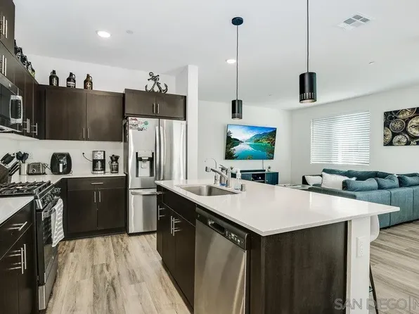 5212 Beachfront Cove St #32, San Diego, CA 92154