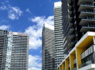 95 McMahon Dr #2005, Toronto, ON
