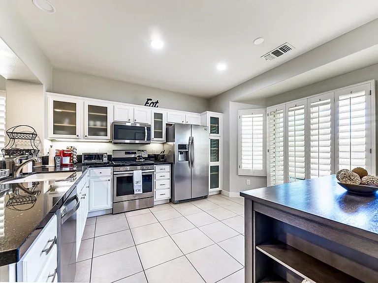 39676 Somerset Ave — Photo 19