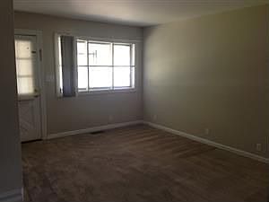 2nd image of 2114 Cypress St
