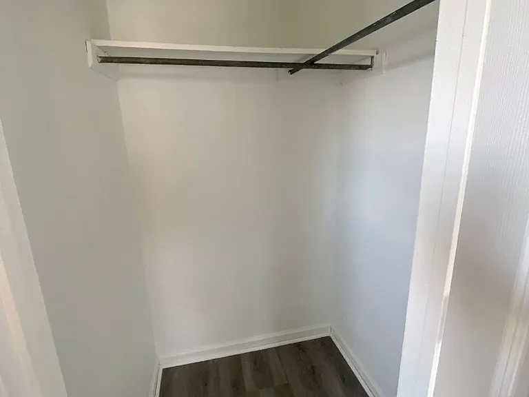 168 Reynolds Dr — Photo 6