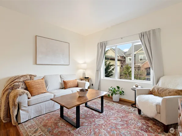 1736 10th Avenue NE #C217, Issaquah, WA 98029