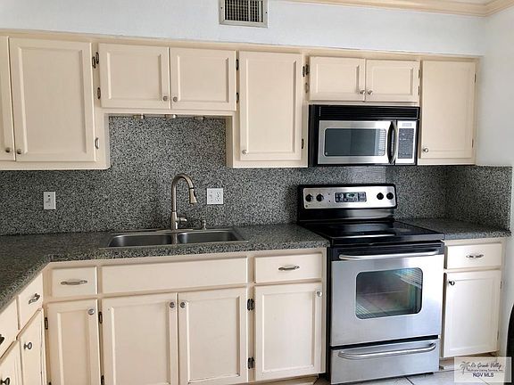3rd image of 709-2-2 Continental Dr
