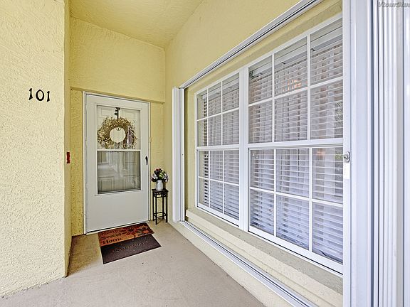 2nd image of 19325 Water Oak Dr #F
