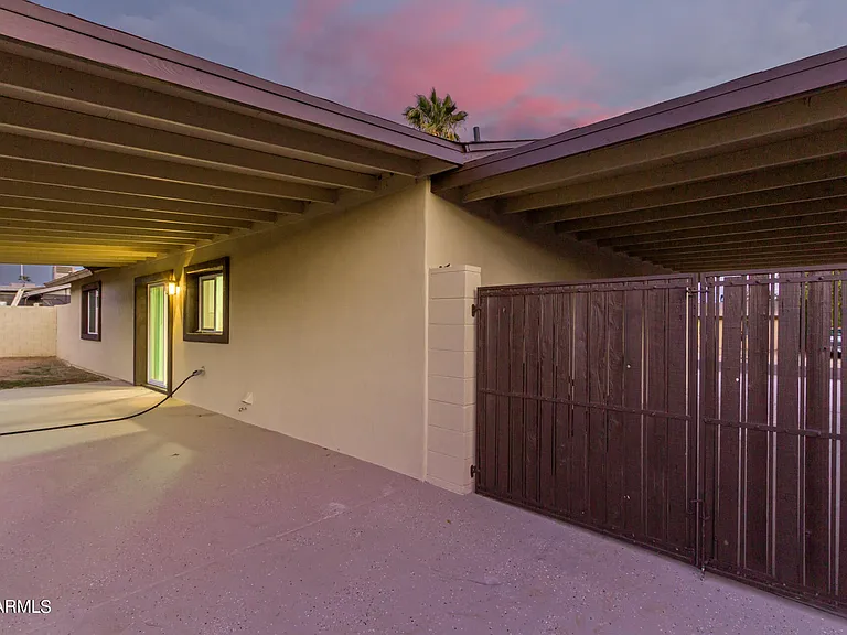 1602 W Rockwood Dr — Photo 41