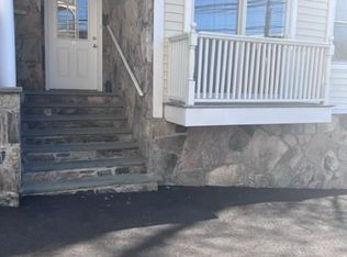 274 Valley Rd #1, Cos Cob, CT 06807