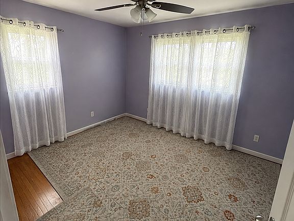 4th image of 6335 Beryl Rd