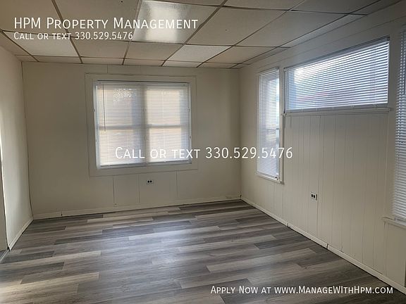 4th image of 1121 Woodland Ave SE